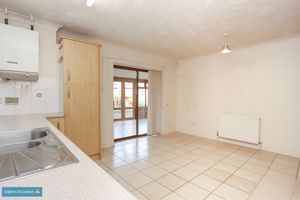 Kitchen/Diner- click for photo gallery